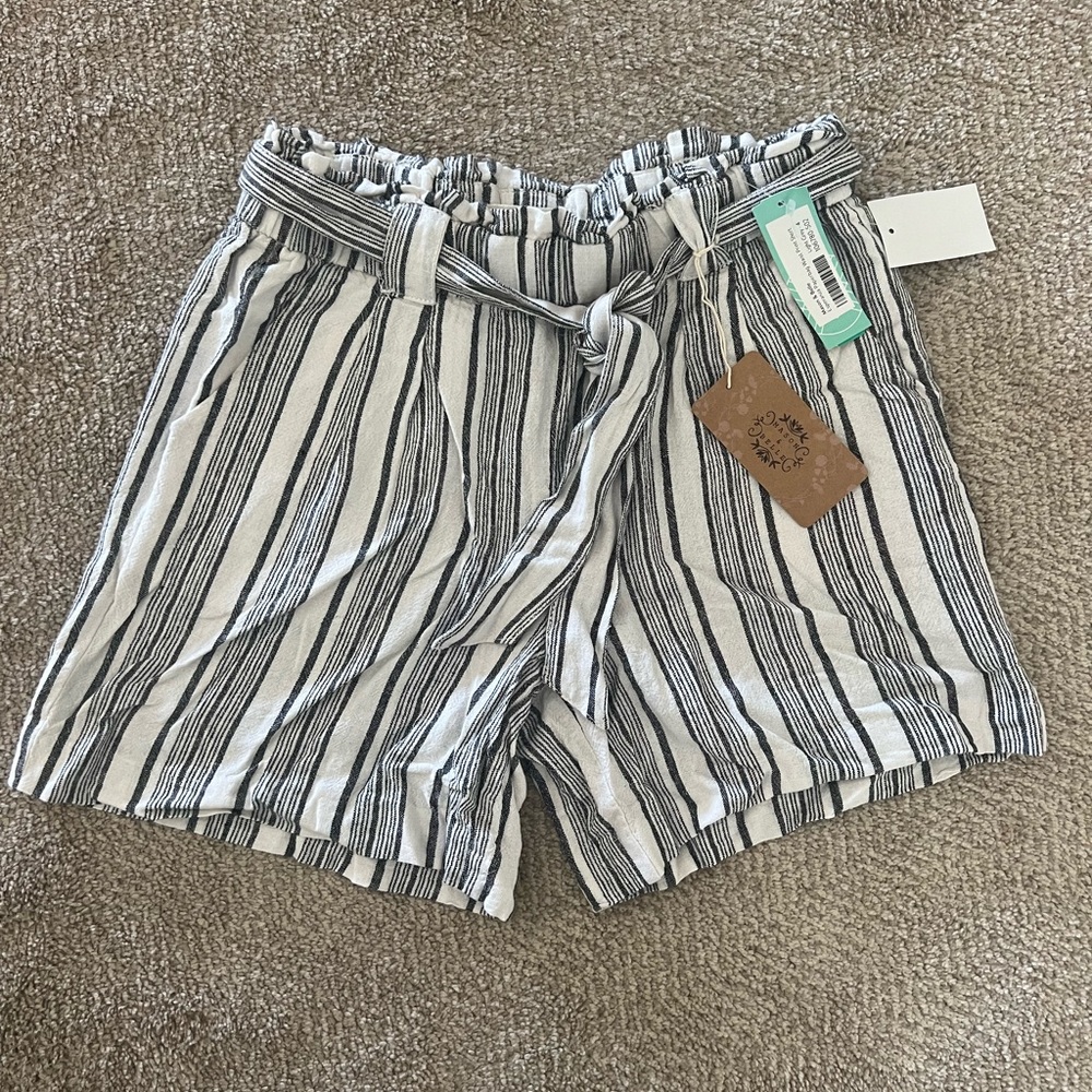 mason & belle esperanza paperbag waist print shorts - NWT - size 4/27